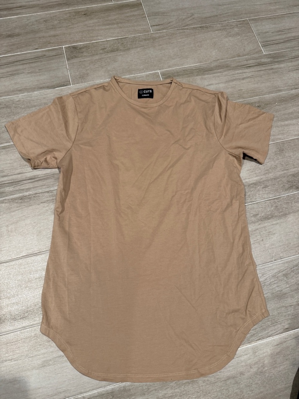 Cuts Clothing Short Sleeve Crewneck Tee in Tan